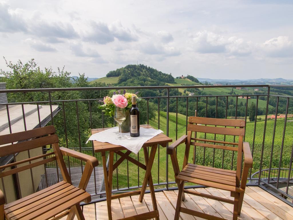 Weinhotel Maitz Wolfgang Ratsch an der Weinstraße Oda fotoğraf